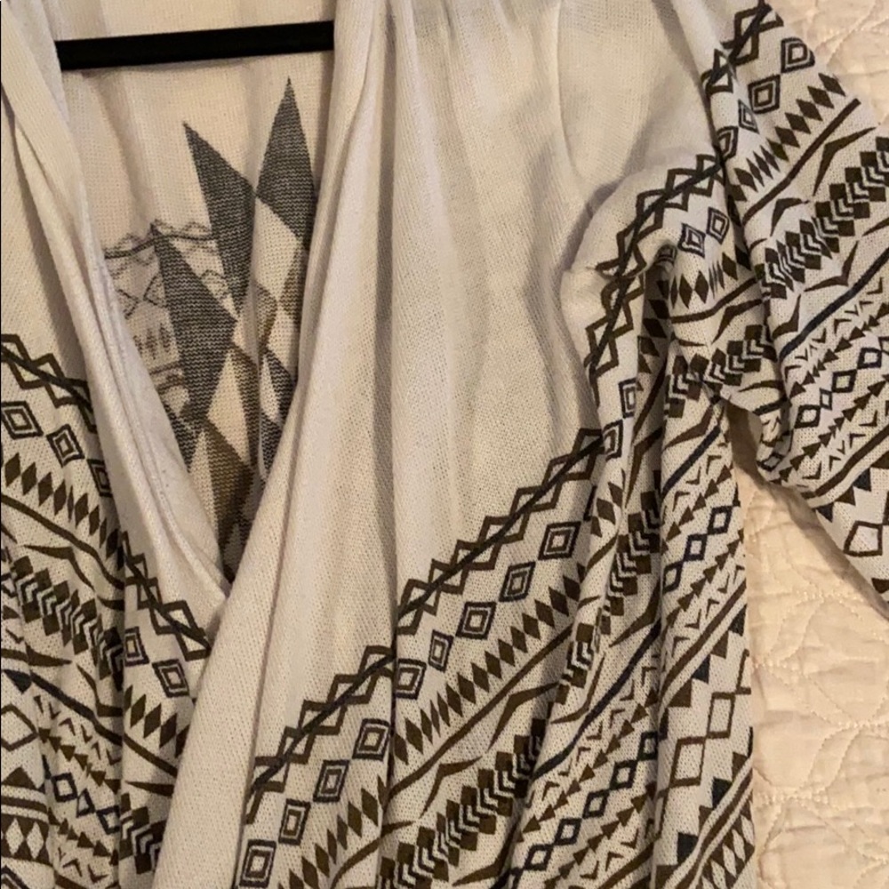 Draping sweater - Picture 2 of 3